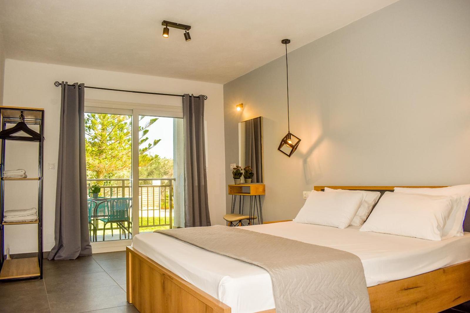 Ktima Holiday House Скиатос Экстерьер фото